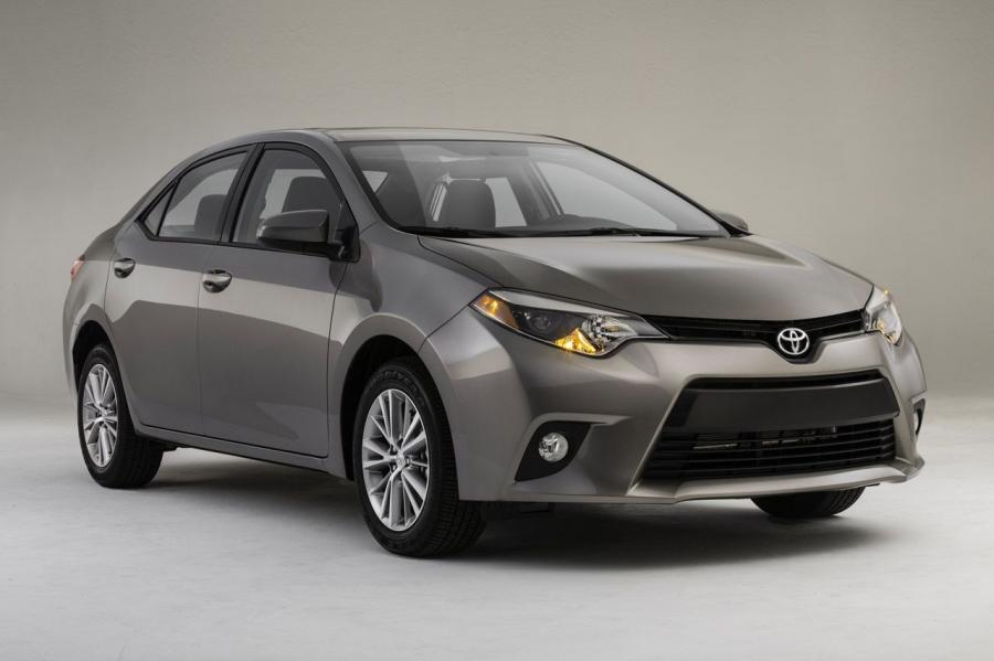  Toyota Corolla 2014 года  (фото 21 из 212)